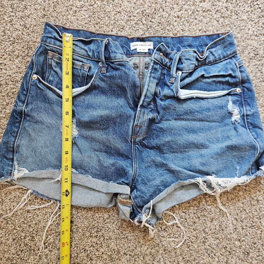 Good American Medium Blue Distressed Rolled-Hem Denim Shorts